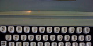 Typewriter keyboard in Cherokee (image source: authors)