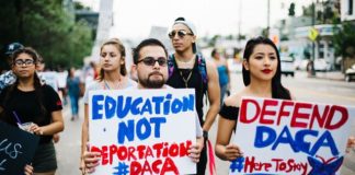 recent DACA protest (photo by Molly Allen; image source: Tribuno Del Pueblo)